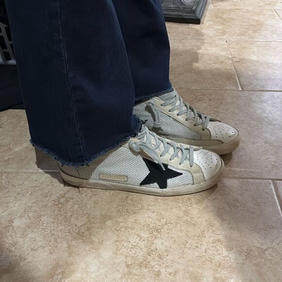 Golden Goose Men's Sneakers - Beige and Black - Picture 11 of 12